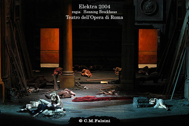 Elektra 2004 regia di Henning Brockhaus. Teatro dell'Opera di Roma